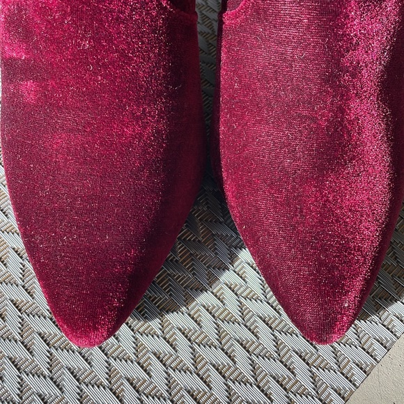 Beautiful  deep burgundy velvet sock heeled boots - Picture 6 of 7